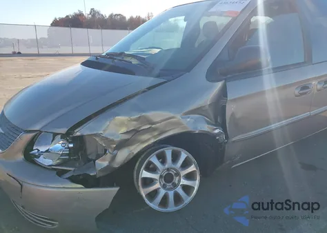 2002 Chrysler Town & Country Ex z USA, uszkodzony, nr VIN 2C8GP74L02R568294